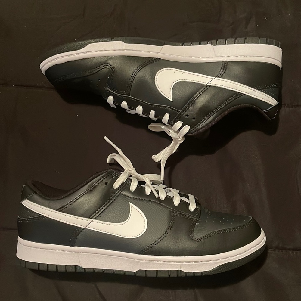 Nike Dunk Low - Black/White